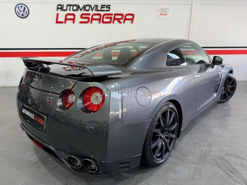 NISSAN GT-R 3.8 V6 Premium Edition