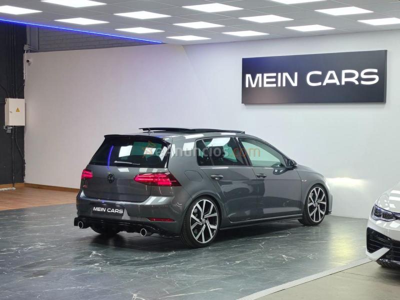 VW Golf GTI Performance