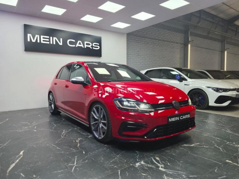 VW Golf R 310