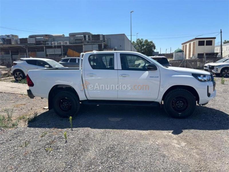 Toyota Hilux 2.4 D-4D 150CV Cab Doble GX AT HVO100
