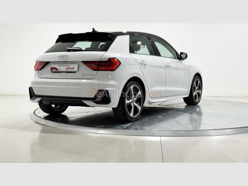 Audi a1 1.0 30 tfsi s tronic adrenalin sportback 116 5p