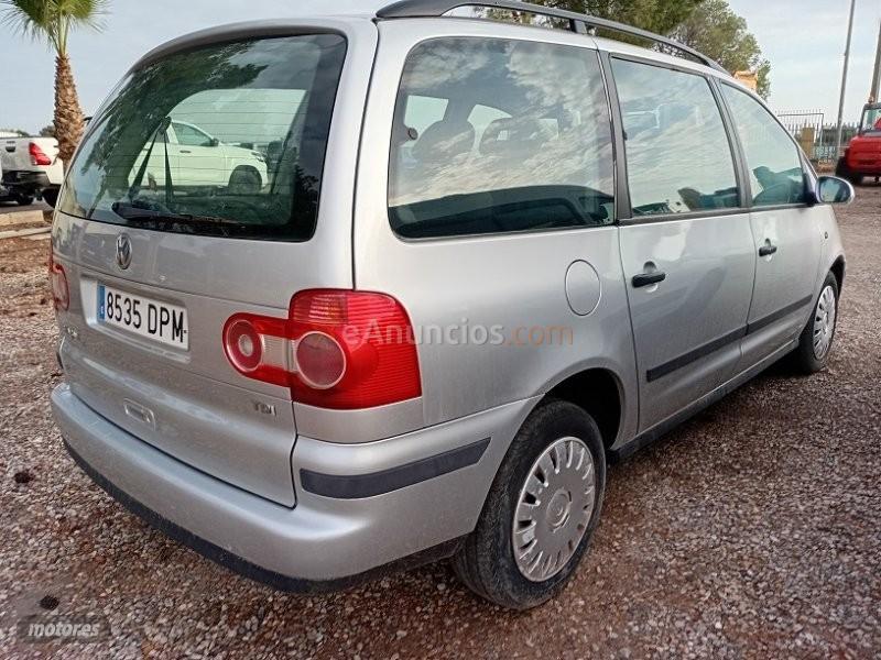 Volkswagen Sharan 1.9 TDI 130 CV 7 PLAZAS. de 2005 con 304.000 Km por 3.000 EUR. en Murcia