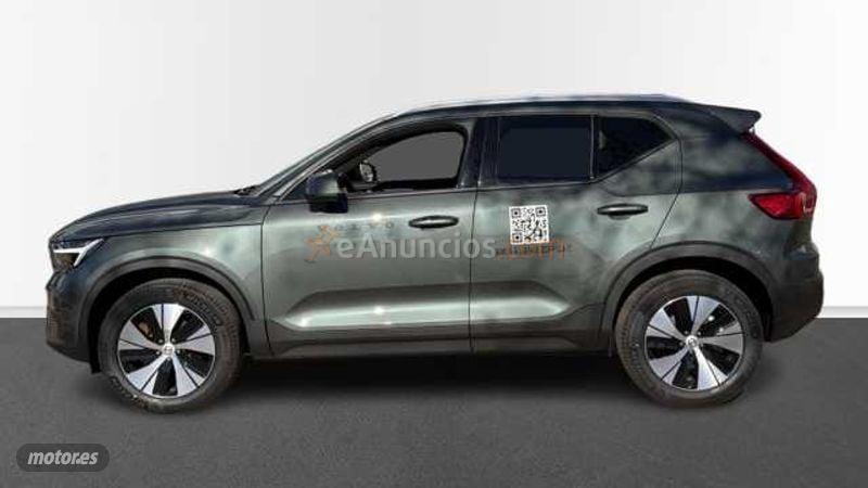 Volvo XC40 Core, B3 Mild hybrid, Gasolina de 2026 con 889 Km por 39.995 EUR. en Valladolid