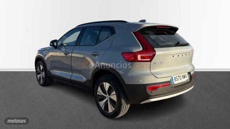 Volvo XC40 2.0 B3 MHEV ESSENTIAL DCT 163 5P de 2026 con 3.500 Km por 36.995 EUR. en Valladolid