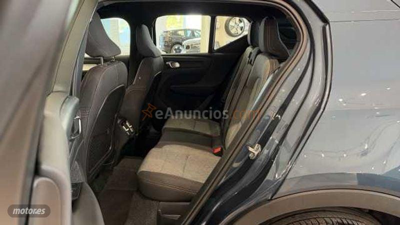 Volvo XC40 2.0 B3 MHEV CORE DCT 163 5P de 2026 con 30.487 Km por 34.500 EUR. en Ciudad Real