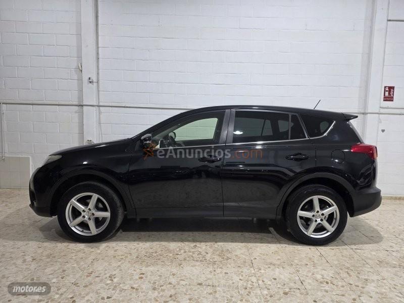 Toyota RAV 4 D4d 150 cv 4x4 de 2014 con 198.900 Km por 14.500 EUR. en Sevilla