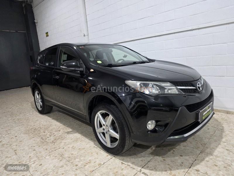 Toyota RAV 4 D4d 150 cv 4x4 de 2014 con 198.900 Km por 14.500 EUR. en Sevilla