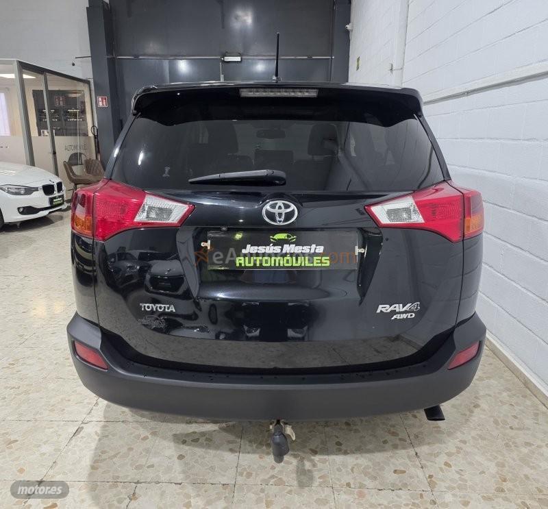 Toyota RAV 4 D4d 150 cv 4x4 de 2014 con 198.900 Km por 14.500 EUR. en Sevilla