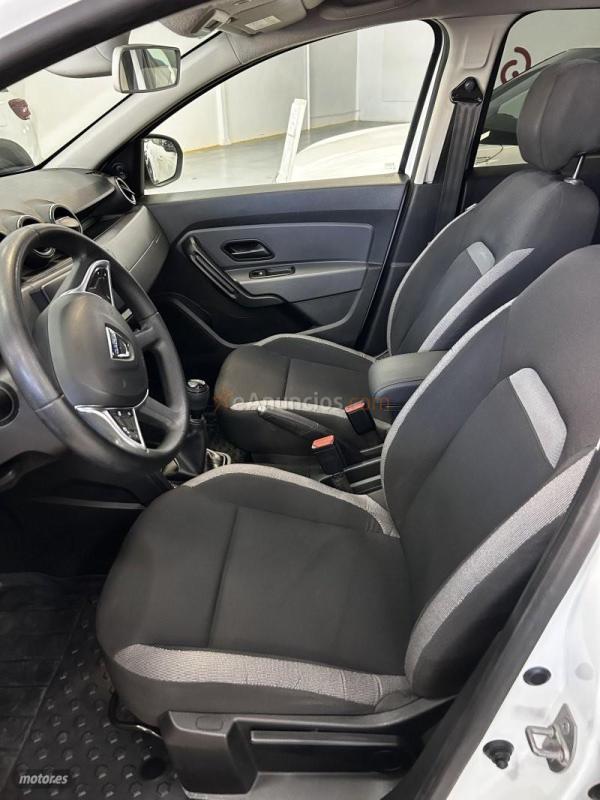 Dacia Duster 1500 90 CV dCi Laureate de 2018 con 133.700 Km por 14.500 EUR. en Tenerife