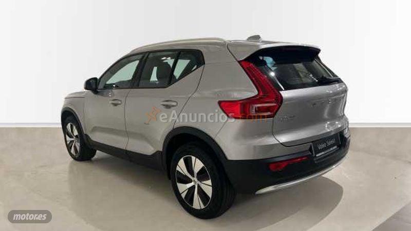 Volvo XC40 XC40 Core, B3 (gasolina), Gasolina de 2023 con 42.000 Km por 29.900 EUR. en Asturias