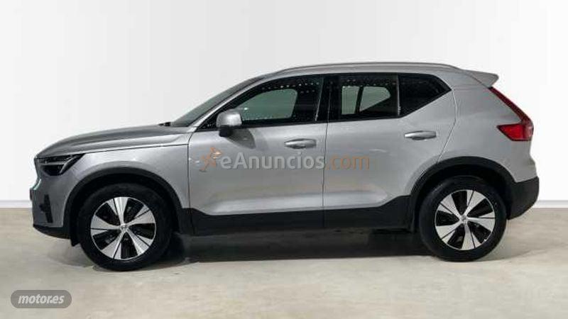 Volvo XC40 XC40 Core, B3 (gasolina), Gasolina de 2023 con 42.000 Km por 29.900 EUR. en Asturias