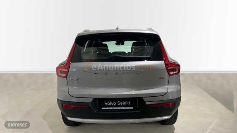 Volvo XC40 XC40 Core, B3 (gasolina), Gasolina de 2023 con 42.000 Km por 29.900 EUR. en Asturias