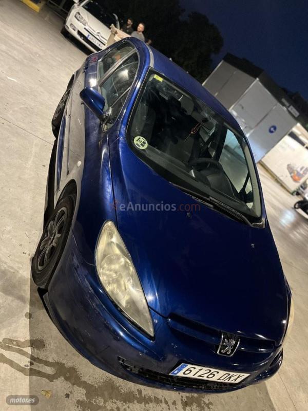 Peugeot 307 1.6 XR Clim Plus de 2005 con 218.000 Km por 2.000 EUR. en Barcelona