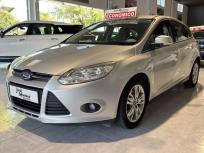 Ford Focus Berlina Trend 1.6 TDCi 115 CV .- BAJO CONSUMO .- REVISADO Y GARANTIZADO .-