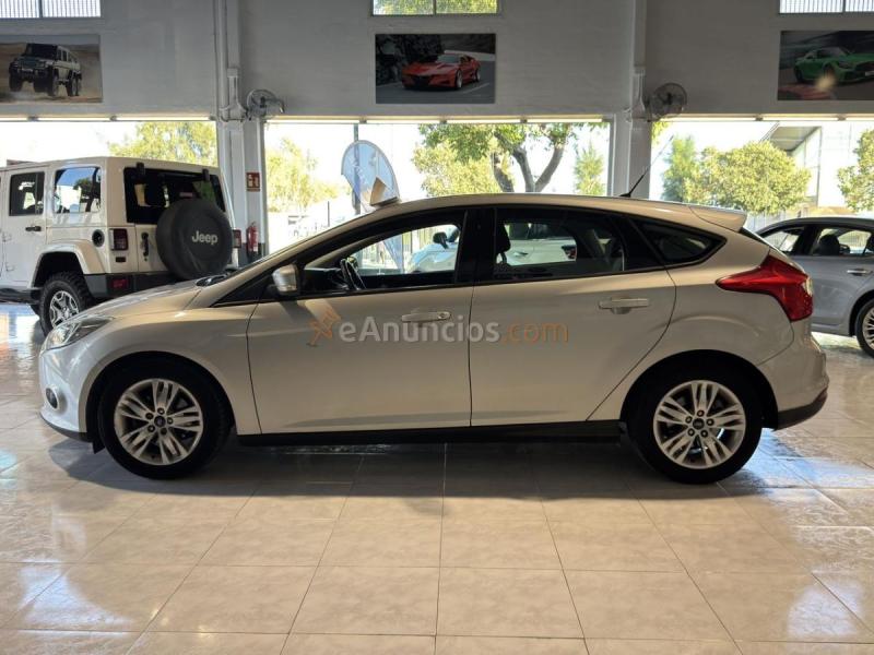 Ford Focus Berlina Trend 1.6 TDCi 115 CV .- BAJO CONSUMO .- REVISADO Y GARANTIZADO .-