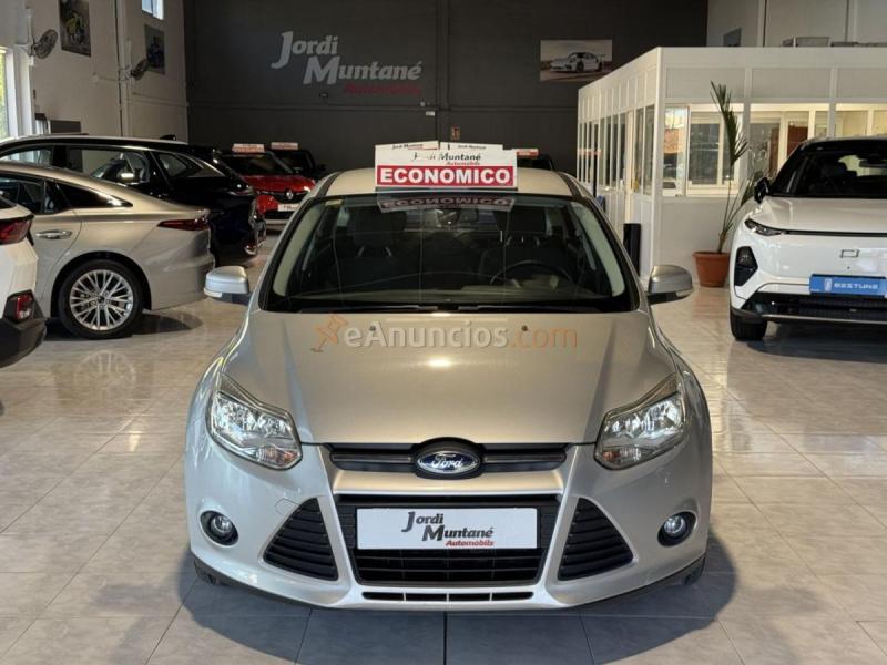 Ford Focus Berlina Trend 1.6 TDCi 115 CV .- BAJO CONSUMO .- REVISADO Y GARANTIZADO .-