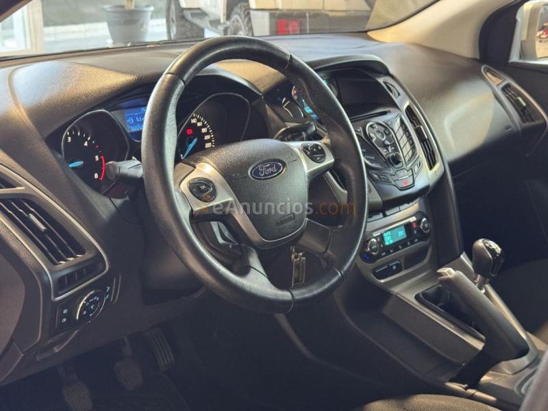 Ford Focus Berlina Trend 1.6 TDCi 115 CV .- BAJO CONSUMO .- REVISADO Y GARANTIZADO .-