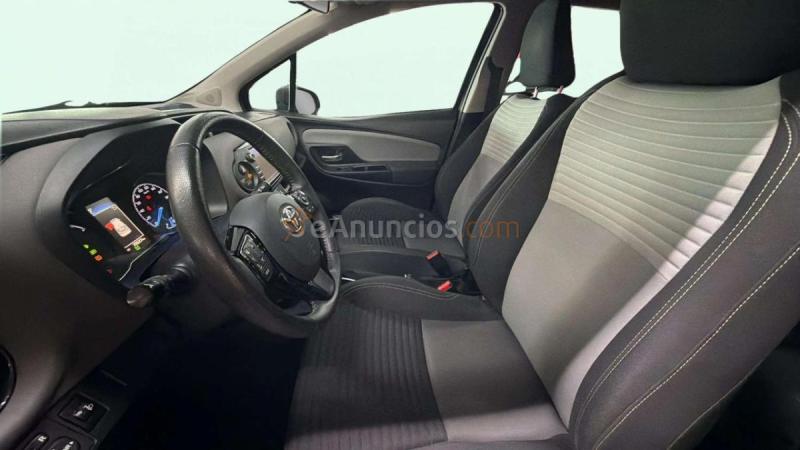 Toyota Yaris 5 AÑOS GARANTÍA