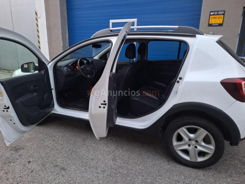 Dacia Sandero Stepway TCE 90 navegacion
