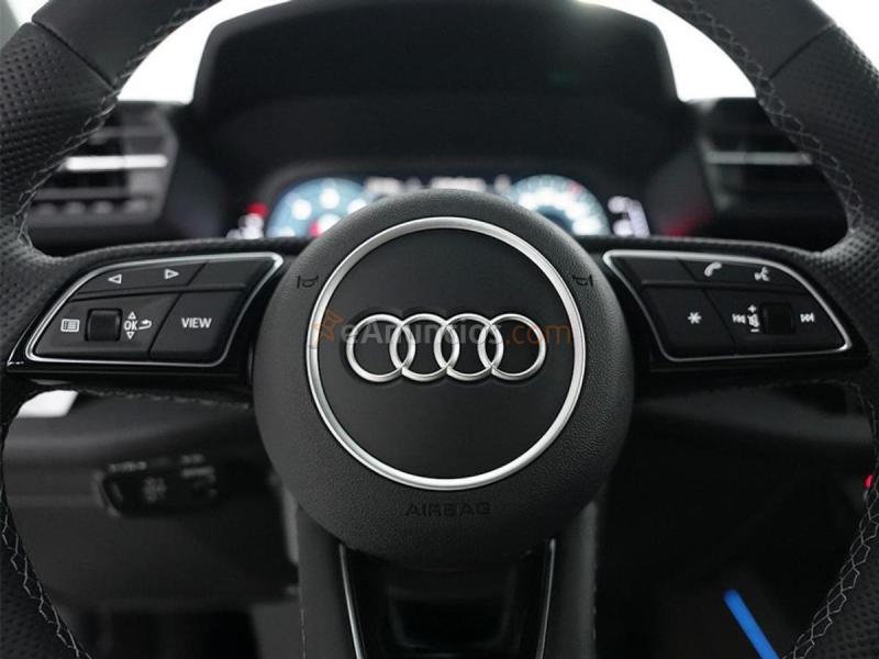 Audi A3 2.0 TDI 116CV 30  SLine