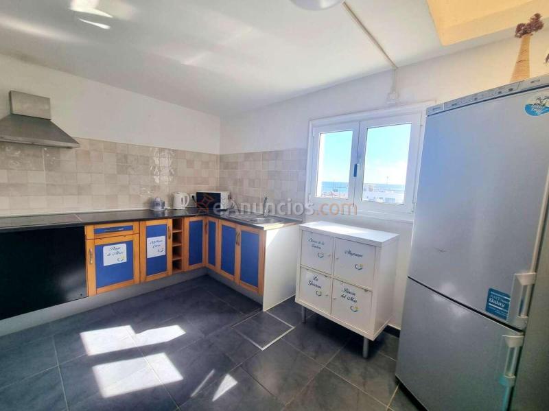 Amplia vivienda de dos plantas en orzola