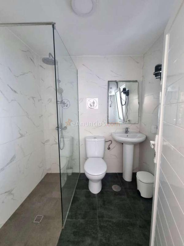 Amplia vivienda de dos plantas en orzola