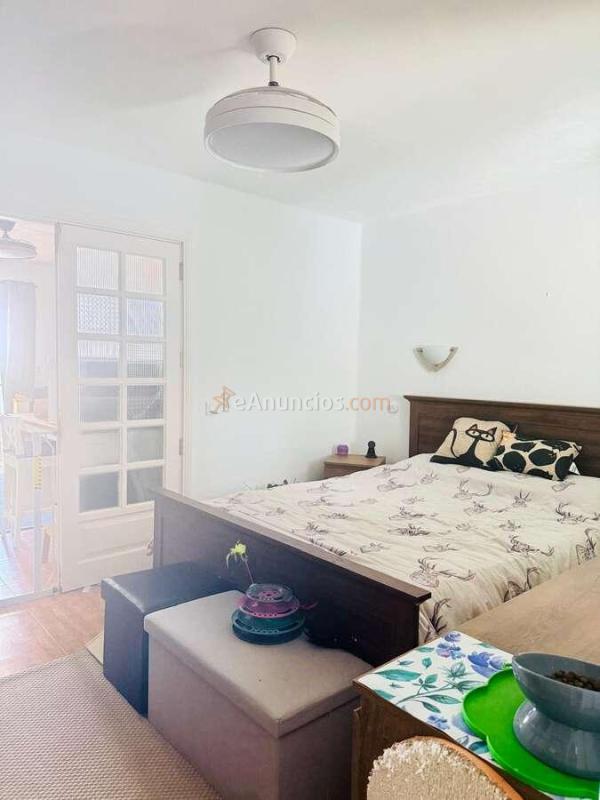 Un apartamento de un dormitorio en la primera planta, decorado con mucho gusto.