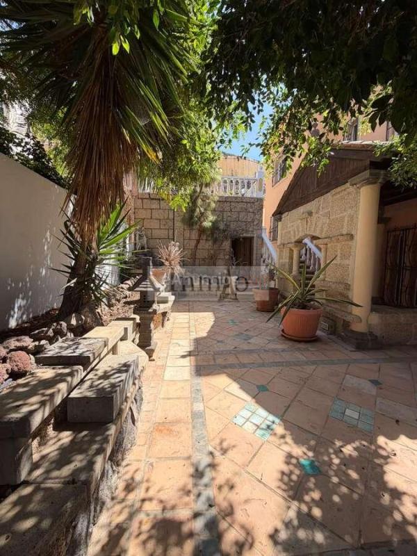 Villa independiente con piscina privada y vistas al mar en Torviscas Este, Adeje