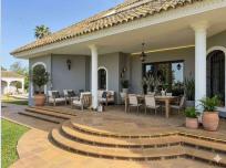 ESTUPENDO CHALET CON PISCINA EN ARCOS DE LA FRONTERA