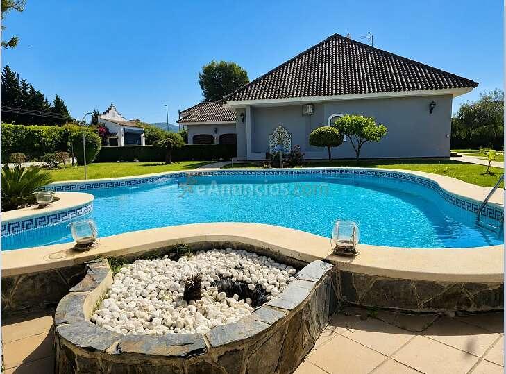 ESTUPENDO CHALET CON PISCINA EN ARCOS DE LA FRONTERA