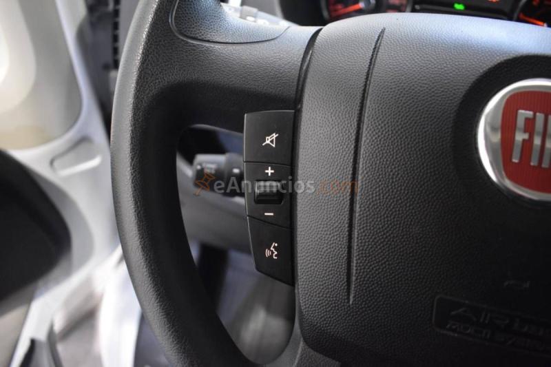 Fiat Ducato CHASIS CABINA CARROZADO PAQUETERA CAMIÓN 3500 2.3 MULTIJET 130 CV CON PLATAFORMA ELEVADORA TRAMPILLA 