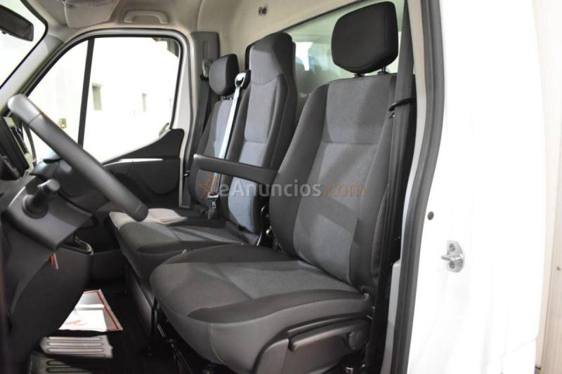 Renault Master CHASIS CABINA CARROZADO PAQUETERO CAMIÓN 3.5T 2.3 DCI 145 CV RWD CON PLATAFORMA ELEVADORA TRAMPILLA 
