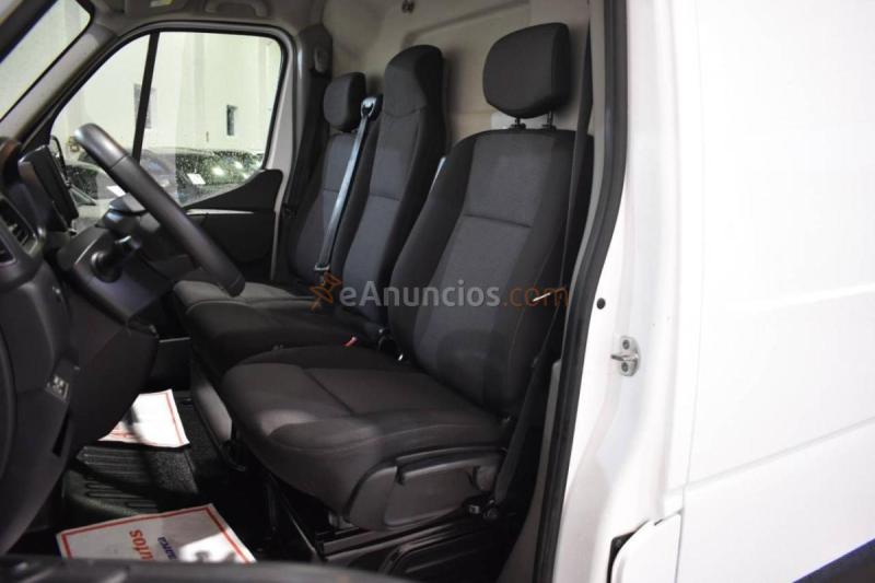 Renault Master FURGÓN SOBRELEVADA 3.5T L3H3 2.3 DCI 135 CV CONFORT 
