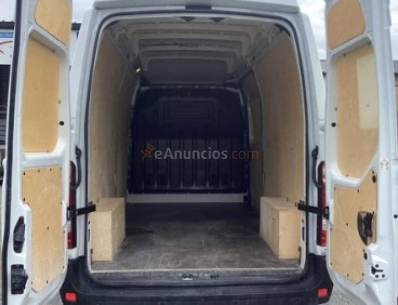 Renault Master FURGÓN SOBRELEVADA 3.5T L3H3 2.3 DCI 135 CV CONFORT 