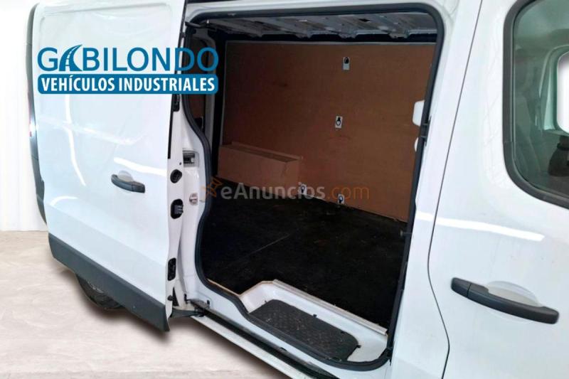 Renault Trafic Furgón L2H1 2.0 dCi