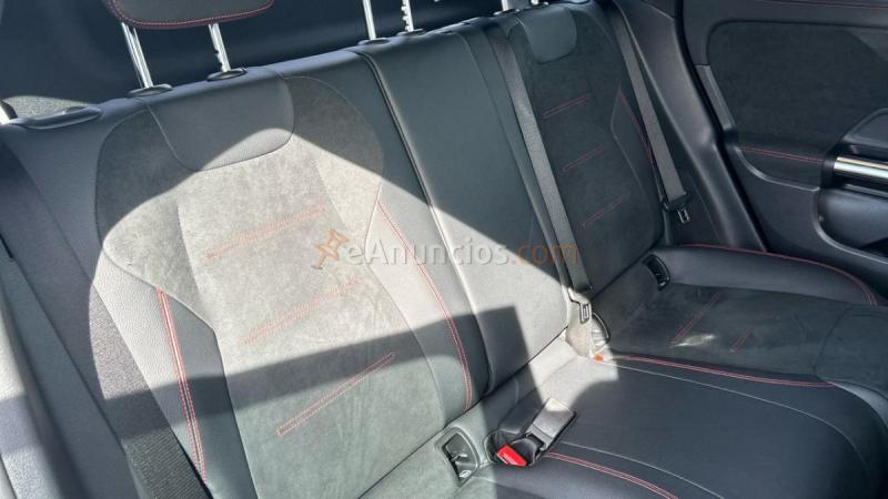 Mercedes GLA 2.0 GLA 200 D DCT 150 5P
