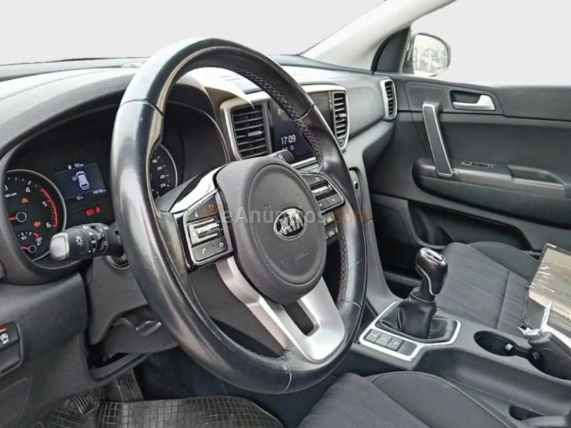 Kia Sportage 1.6 MHEV Business 100kW 136CV 4x4 
