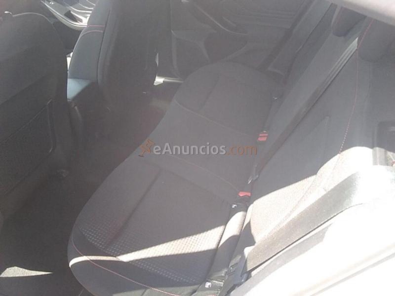 Ford Focus 1.0 Ecoboost MHEV 114kW STLine 