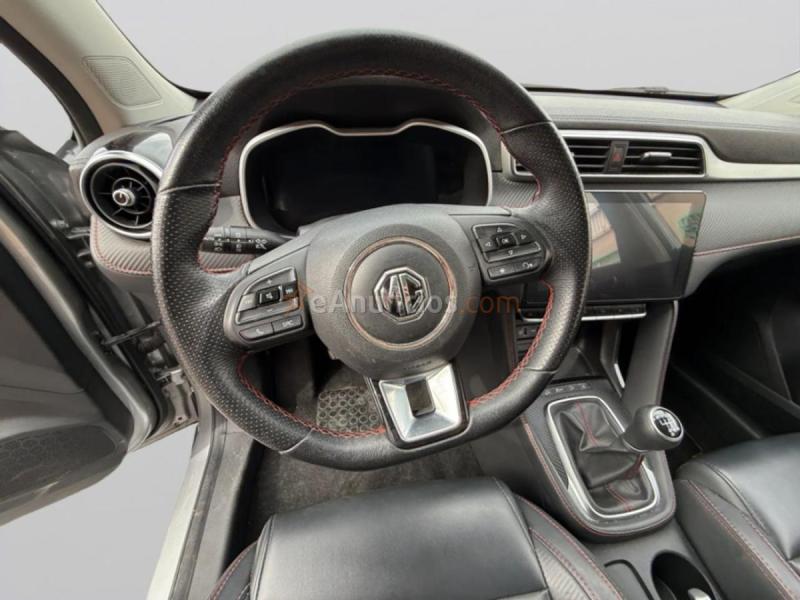 MG ZS 1.0T Luxury 