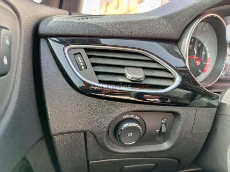 Opel Astra 1.6 Turbo SS GSi Line 