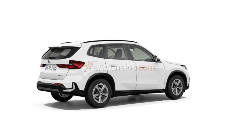 BMW X1 sDrive18i 100 kW (136 CV)