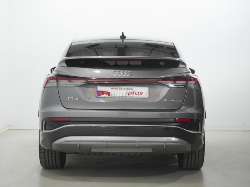 Audi Q4 S line 40 e-tron 150 kW (204 CV)