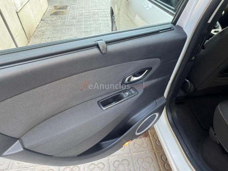 Renault Grand Scénic  Dynamique 1.5dCi 105cv 5 plazas