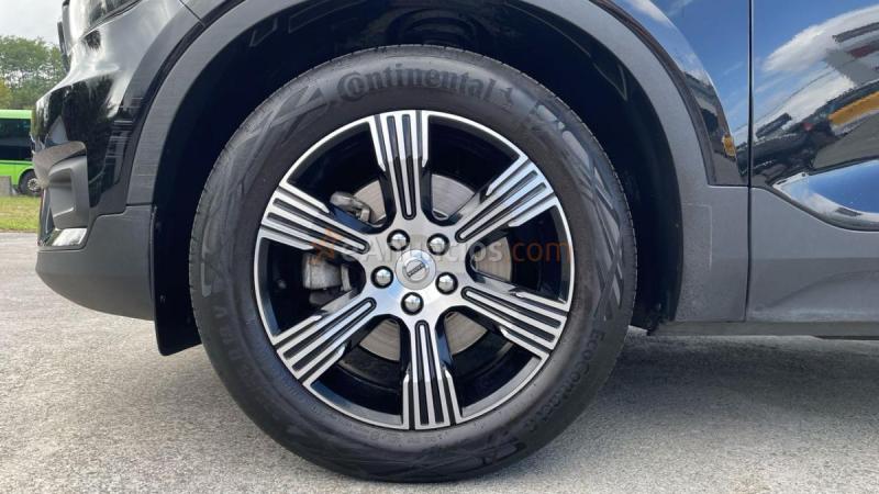 Volvo XC40 2.0 D4 INSCRIPTION AUTO 4WD 5P