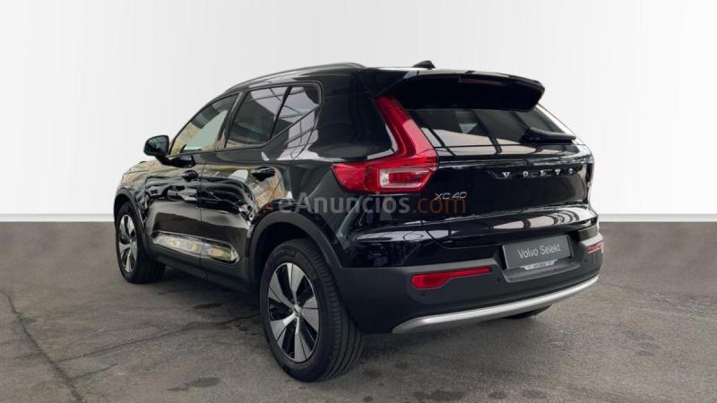Volvo XC40 B3 MHEV CORE DCT 5P