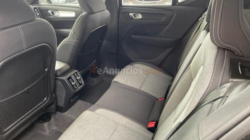 Volvo XC40 B3 MHEV CORE DCT 5P