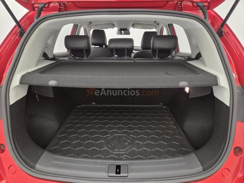 MG ZS LUXURY 1.0T AUTO 111 CV 5P