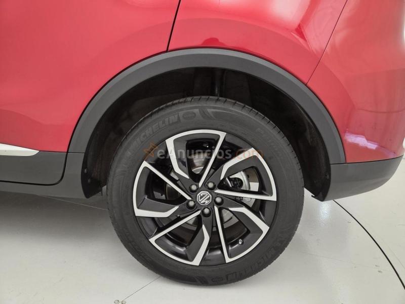 MG ZS LUXURY 1.0T AUTO 111 CV 5P