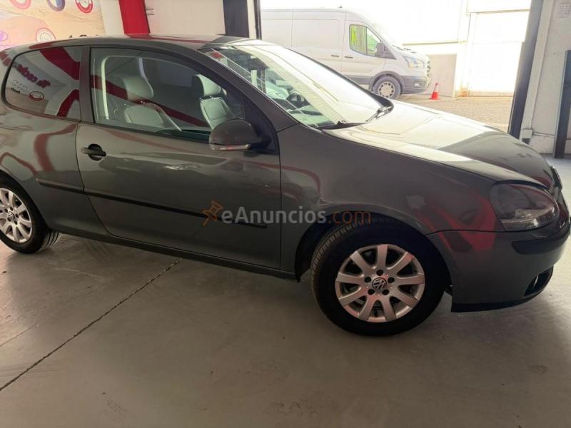 Volkswagen Golf 3p Highline 2.0 TDI 140 CV Volkswagen Golf 2.0 TDI 140 CV,