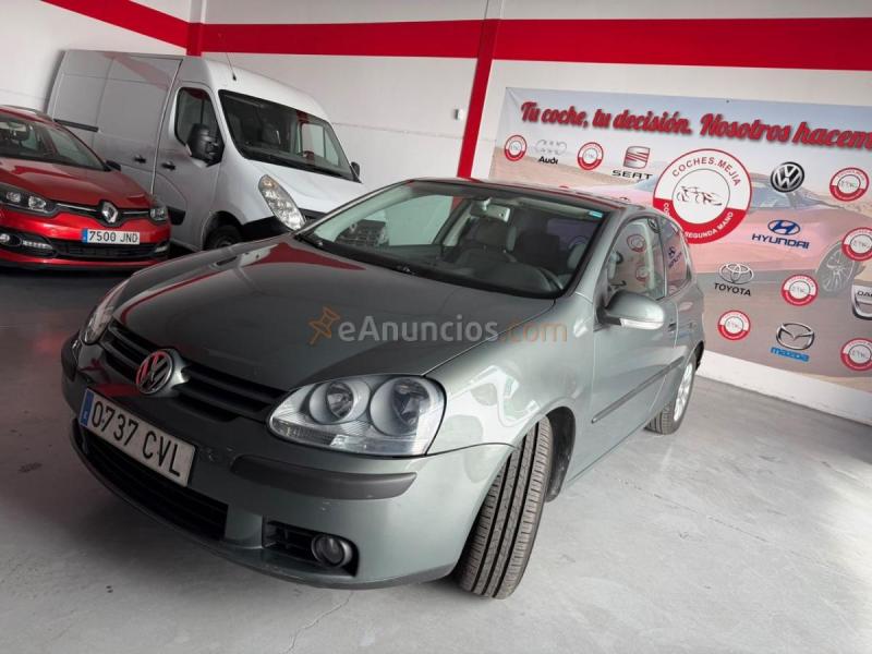 Volkswagen Golf 3p Highline 2.0 TDI 140 CV Volkswagen Golf 2.0 TDI 140 CV,
